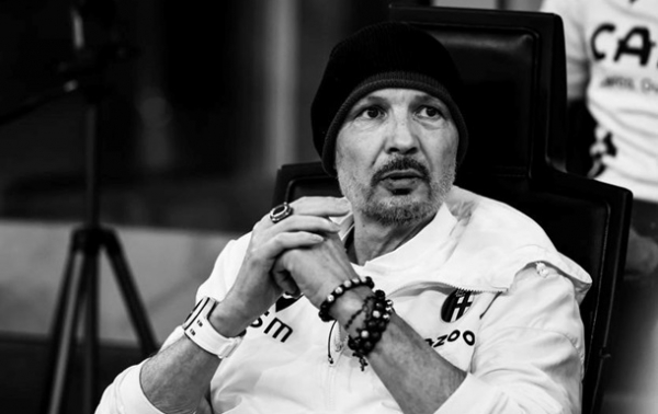 Помер Синиша Михайлович