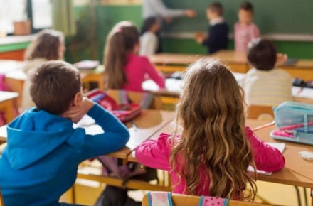 З нового року у Вінниці збільшиться кількість учнів, які сядуть за парти. На змішаній формі навчання в громаді працюватиме 34 школи                     
