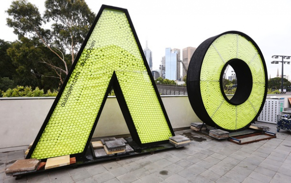 На Australian Open зберуть гроші для України