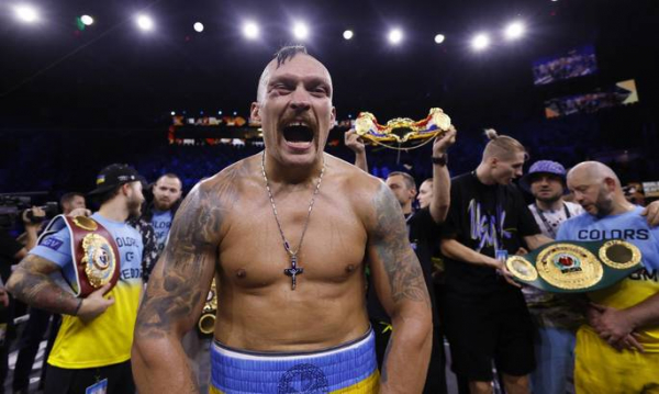 Алварес назвав Усика найкращим бійцем Р4Р