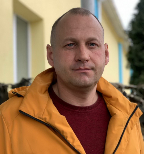 Залишив роботу в державній установі Вінниччини і записався до бригади «Сталевий кордон»                     
