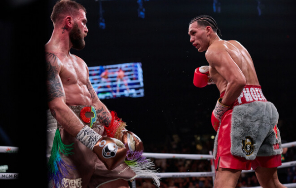 Бенавідес переміг Планта та захистив титул «тимчасового» чемпіона WBC