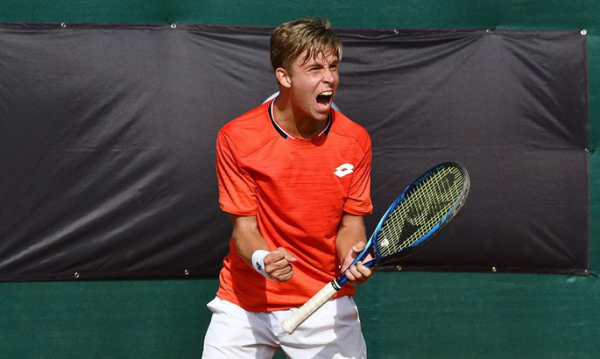 Белінський не дограв фінальний матч на турнірі ITF 15 в Анталії