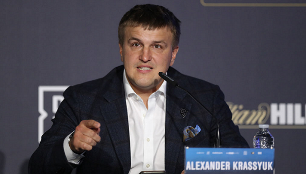 Красюк: Сподіваюся, Дюбуа не відмовиться від бою з Усиком в останню хвилину
