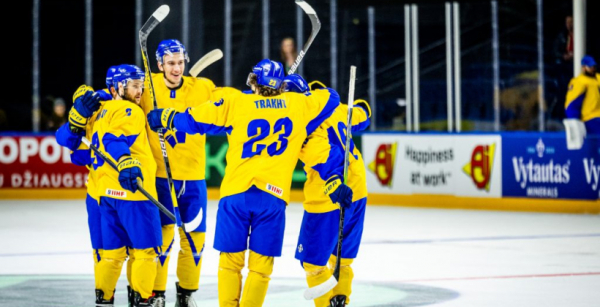 Збірна України з хокею закинула вісім шайб Естонії у стартовому матчі ЧС-2024 у Дивізіоні IB