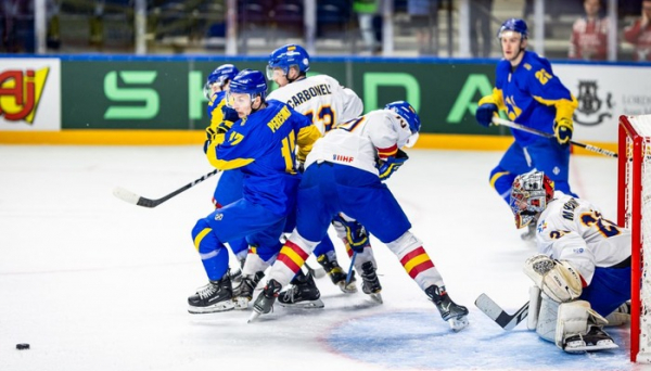 Збірна України з хокею у вольовому стилі розгромила Іспанію на ЧС-2024