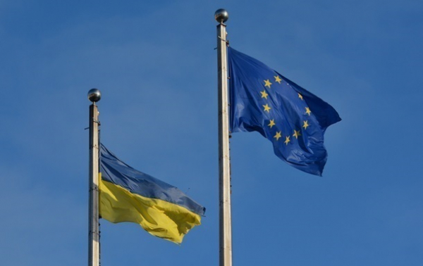 Україна отримала від ЄС транш у €1,9 млрд