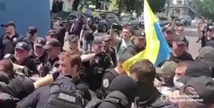 Київ, поліція, сутичка, бійка, протез
