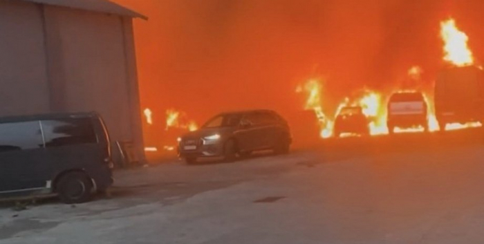 Через удар РФ 10 червня у Києві згоріло СТО з машинами Фонду Сергія Притули, повідомили у соцмережах благодійників