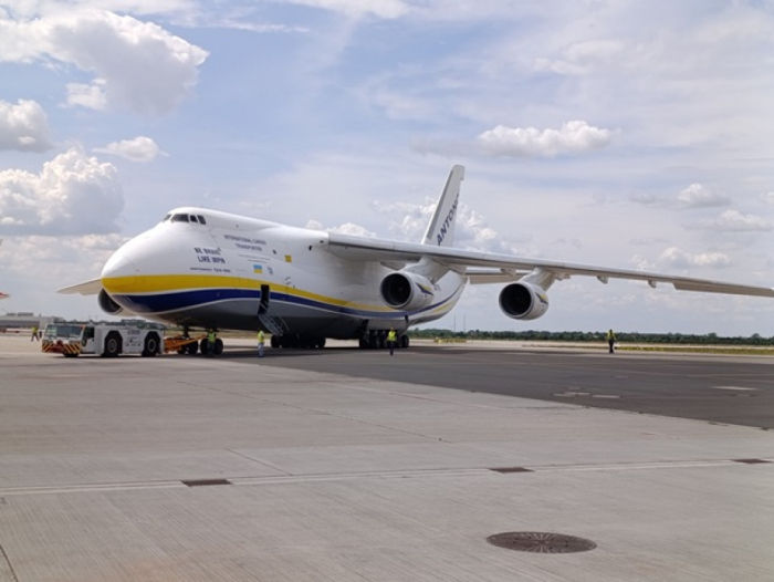 Ан-124-100 Руслан літак Ан-124-100 UR-82073