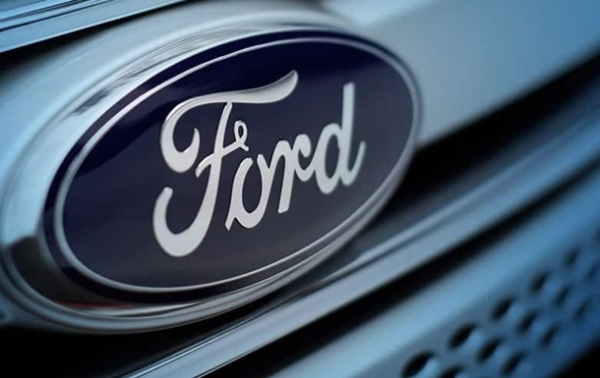 Ford відкликає понад 100 тис. авто у США 