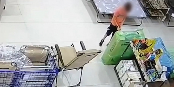 хлопчик підпалив гіпермаркет