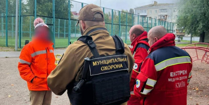 Чоловік хотів влаштувати готель у школі