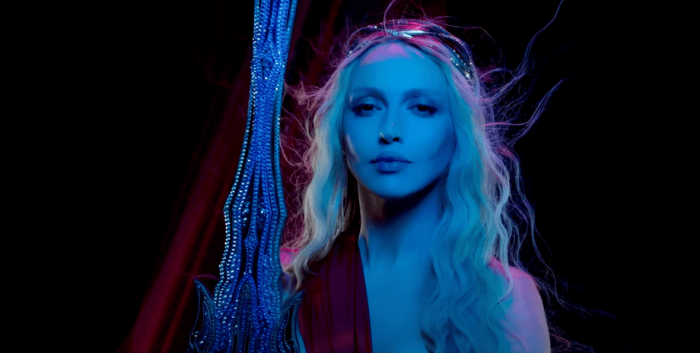 Оля Полякова ховалася в підвалі під час обстрілу