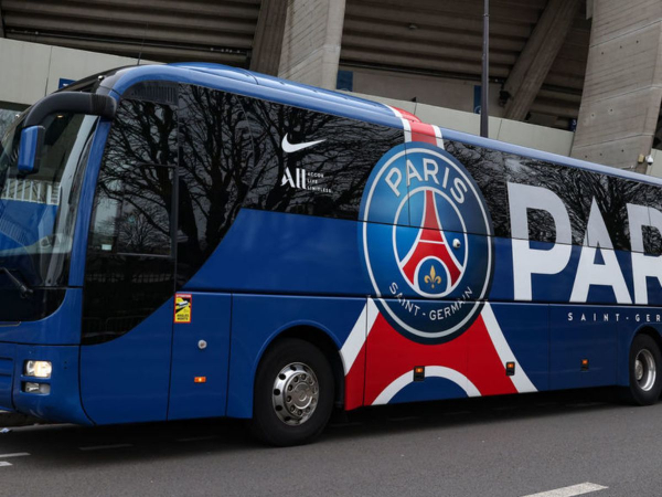 Невідомі закидали камінням автобус ПСЖ після матчу Ліги чемпіонів