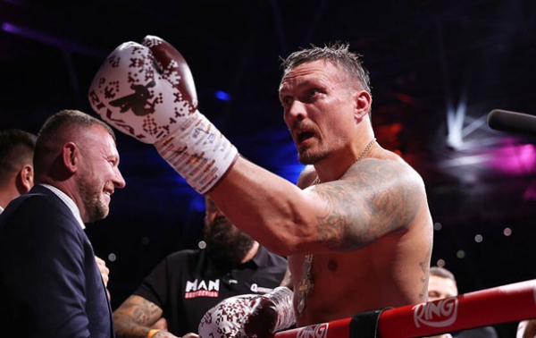 Усик пояснює рішення про бій із Вайлдером привабливістю США