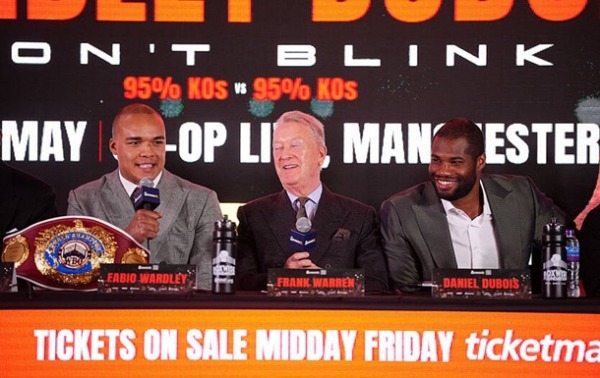 Ексчемпіон дав сміливий прогноз на бій Вордлі - Дюбуа